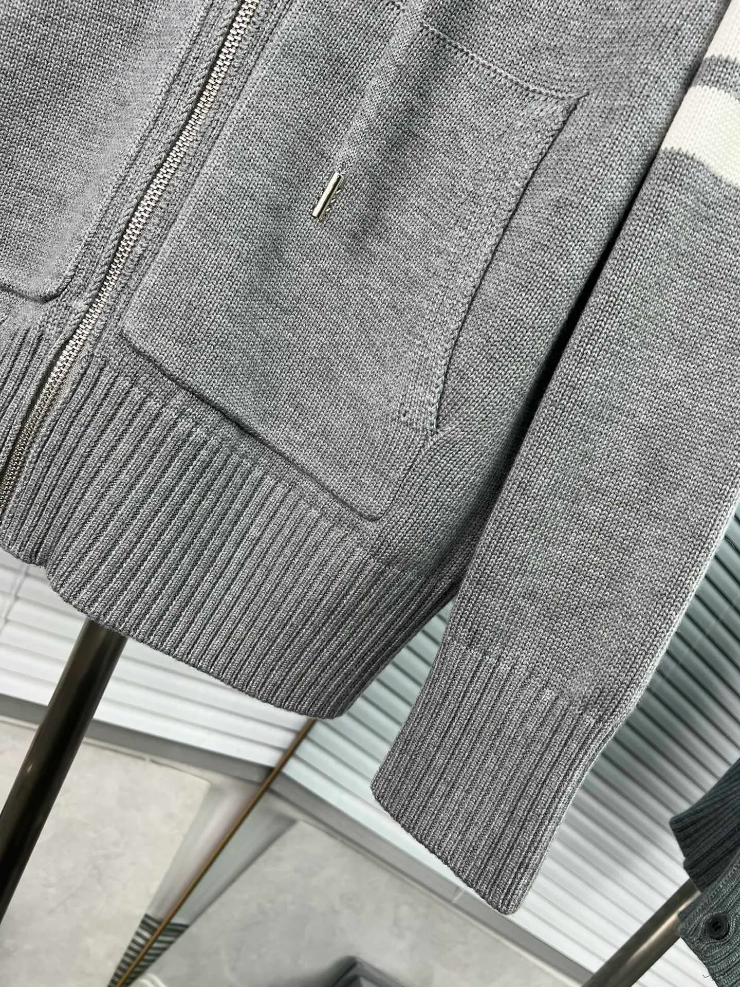 24TB/FW 🌹 STOLL 357 ，7 ， ， ， ， ， ， 。 ， size: 0.1.2. S.M.L :White Gray Navy Blue